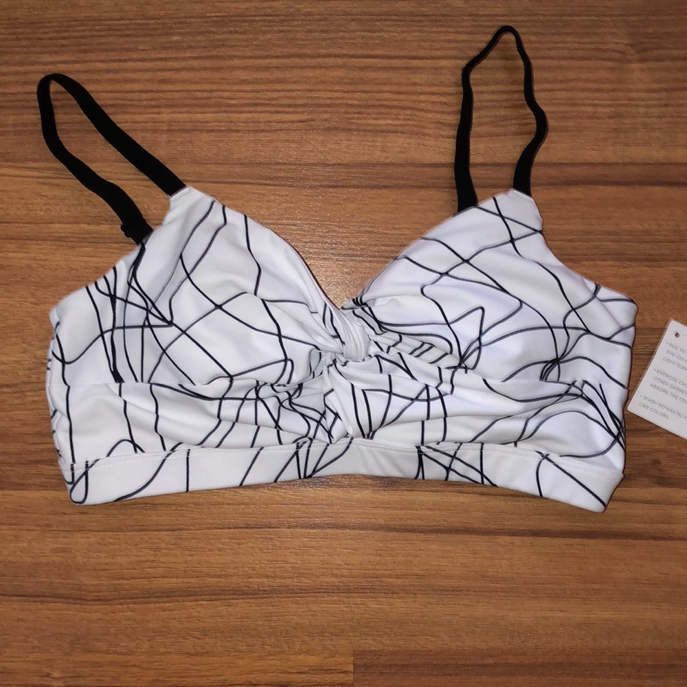 Fabletics Bra
